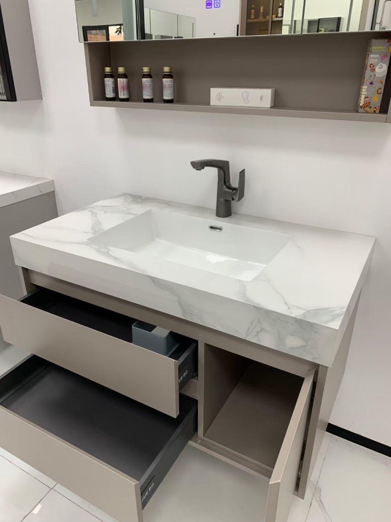 Integrated Sintered Stone